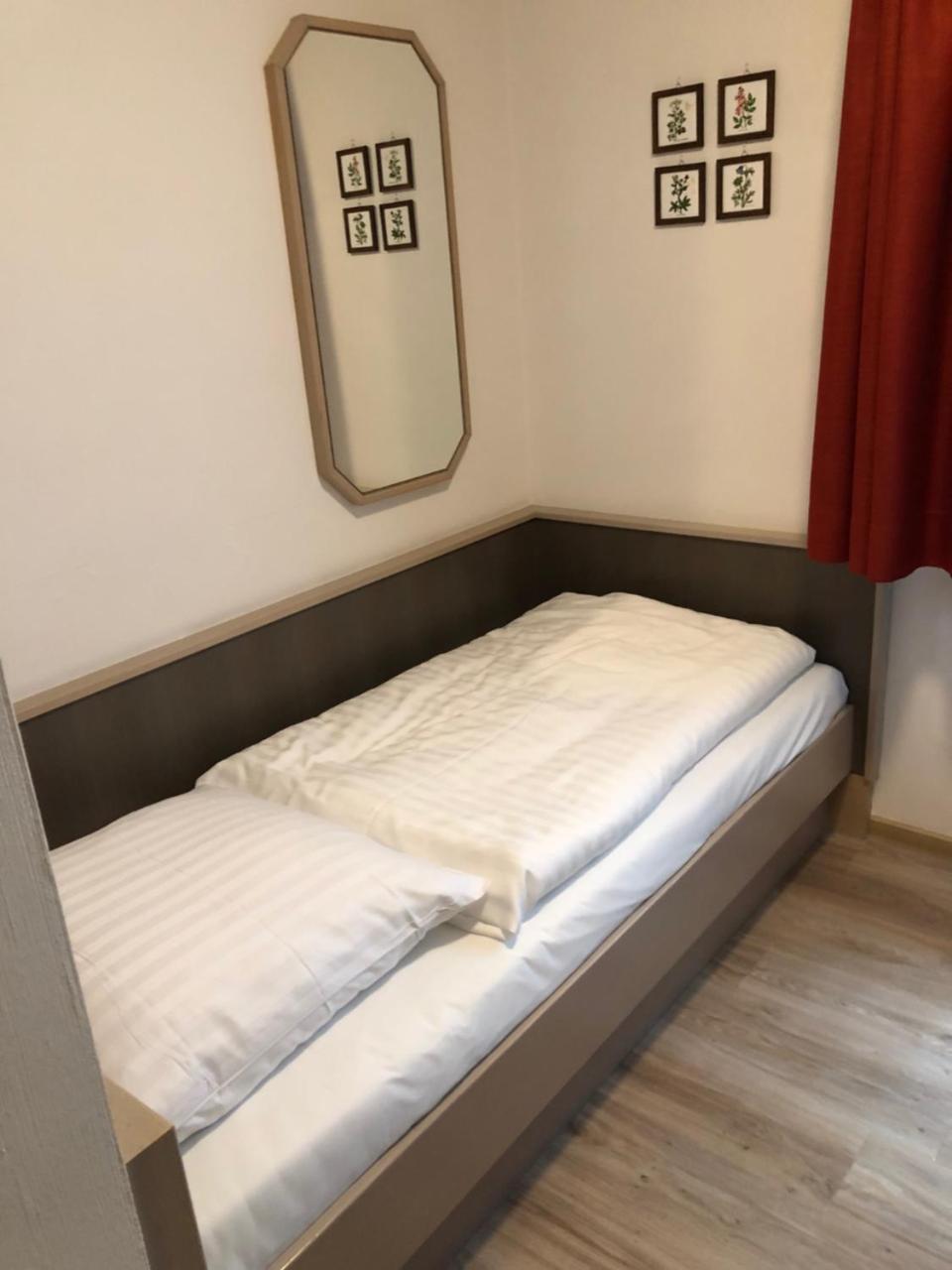 Gaestehaus Hotel Wilms Кельн Екстер'єр фото