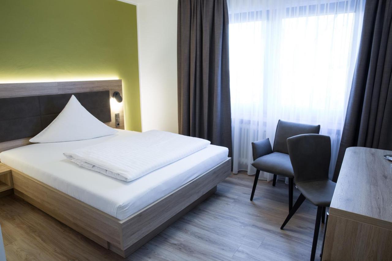 Gaestehaus Hotel Wilms Кельн Екстер'єр фото