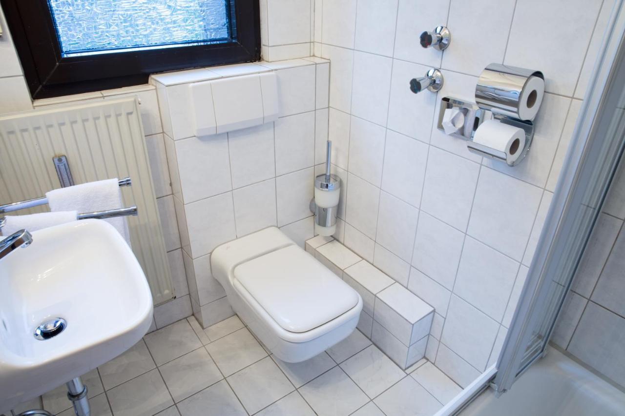 Gaestehaus Hotel Wilms Кельн Екстер'єр фото