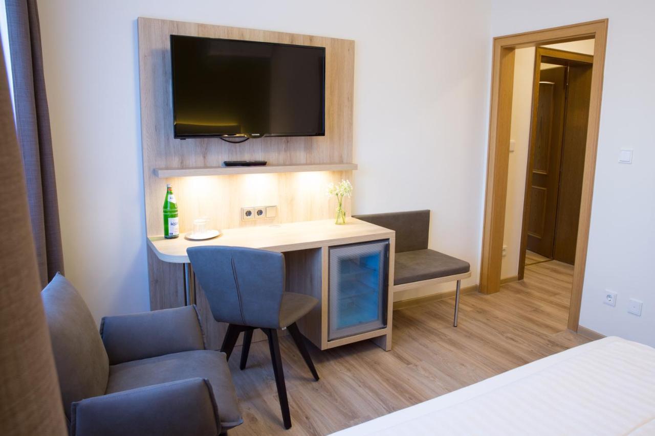 Gaestehaus Hotel Wilms Кельн Екстер'єр фото