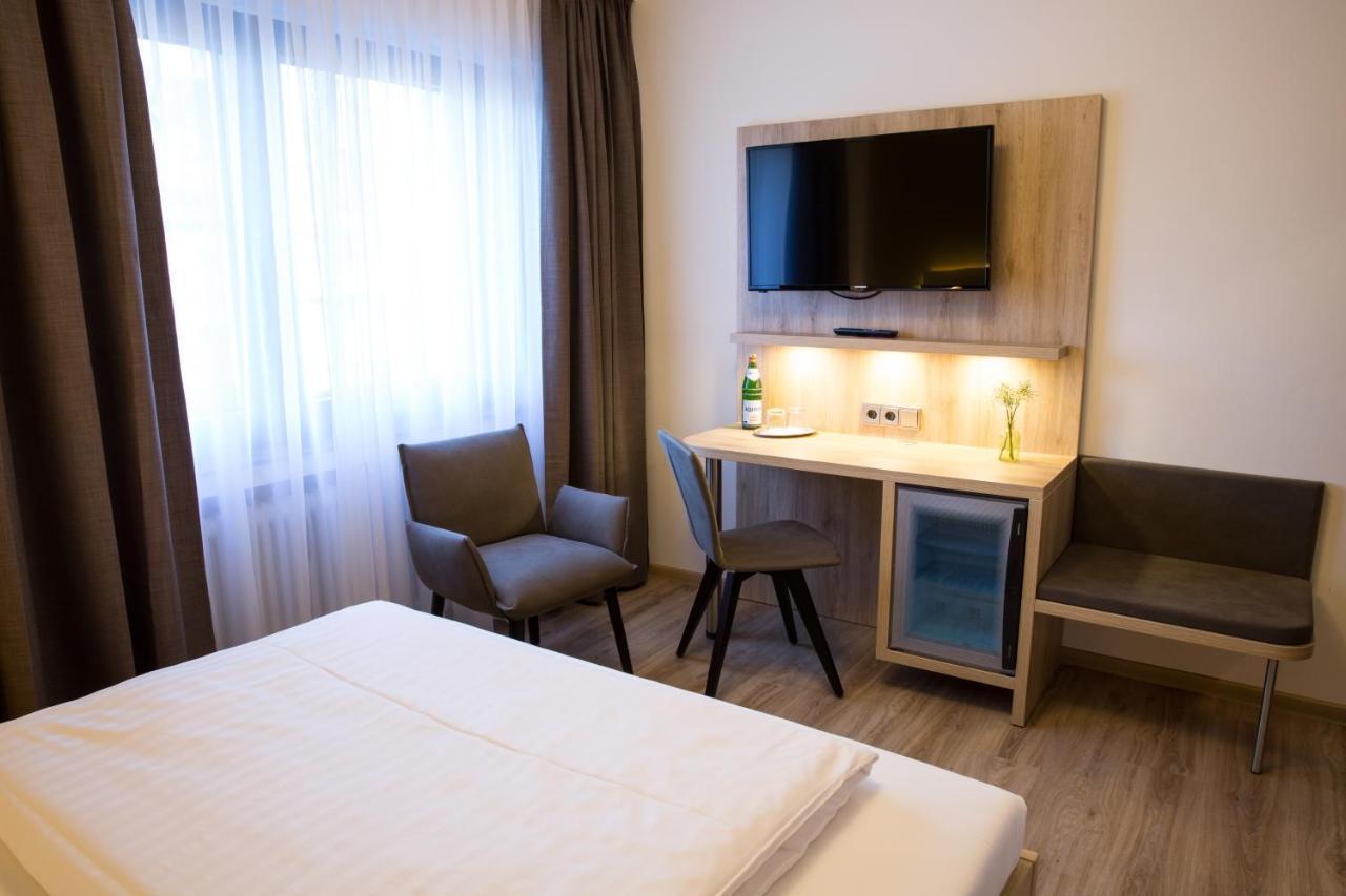 Gaestehaus Hotel Wilms Кельн Екстер'єр фото