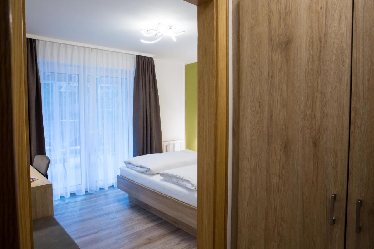 Gaestehaus Hotel Wilms Кельн Екстер'єр фото
