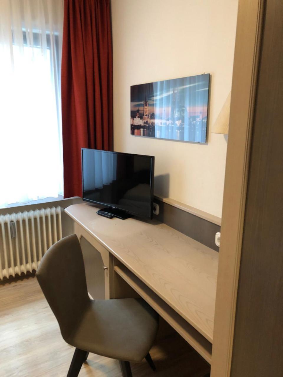 Gaestehaus Hotel Wilms Кельн Екстер'єр фото
